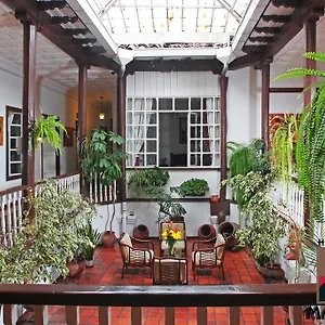 https://hostal-macondo.cuenca-hotels.com