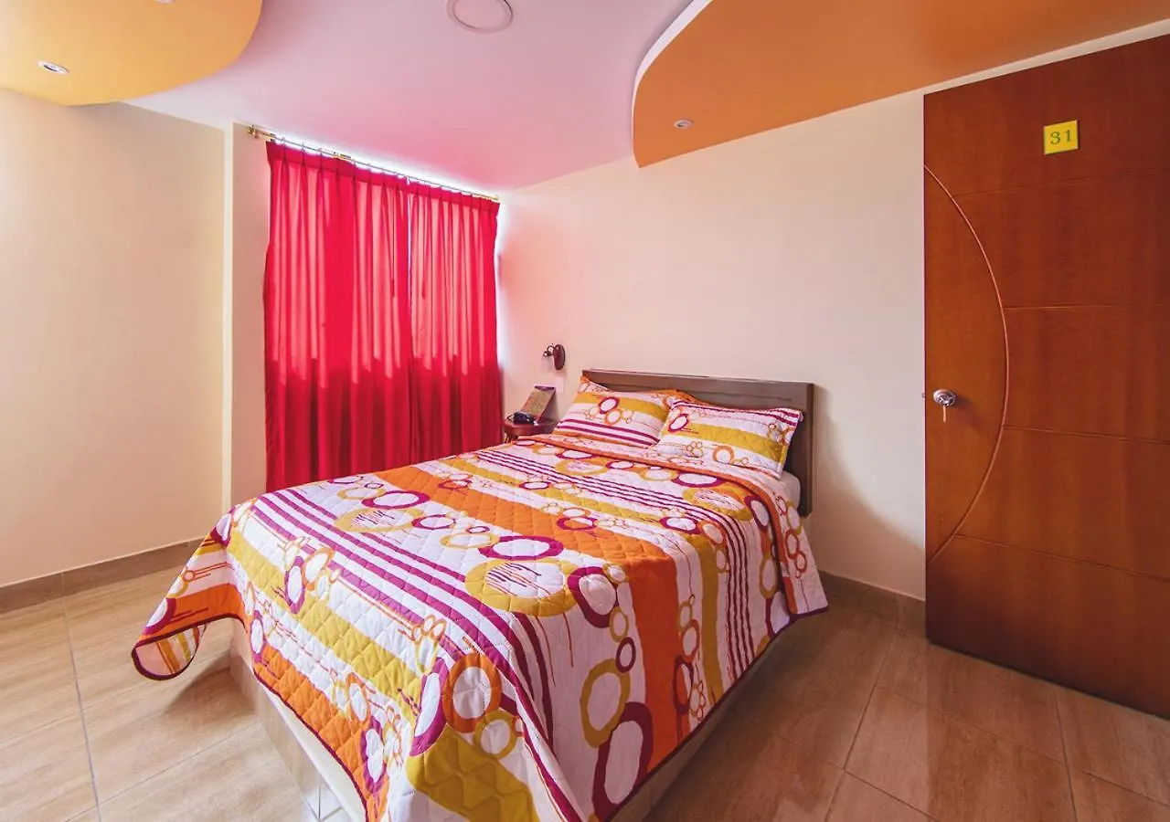 Hostal Oro Orense Quito 2*,