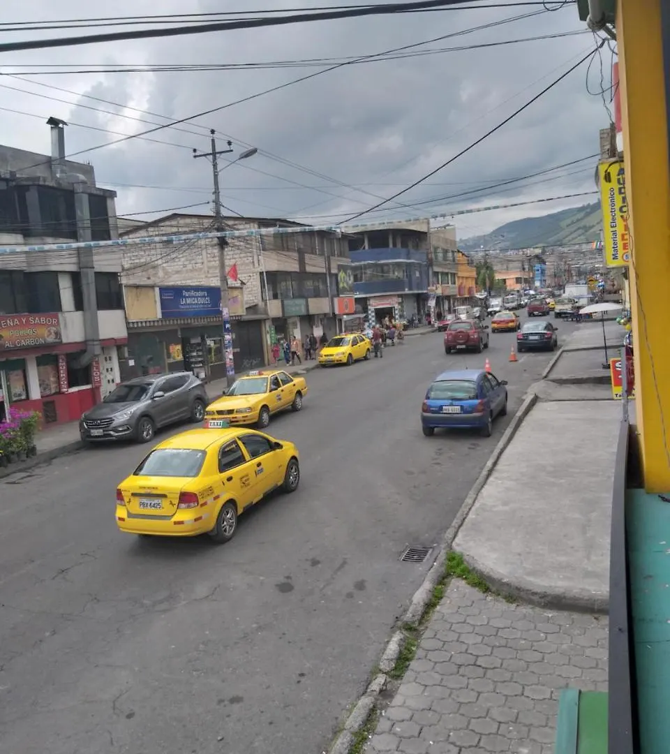 Hostal Oro Orense Quito Pensión