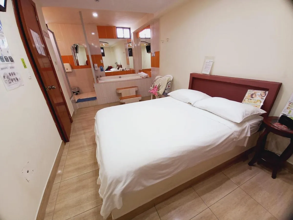 Hostal Oro Orense Quito Ekvádor